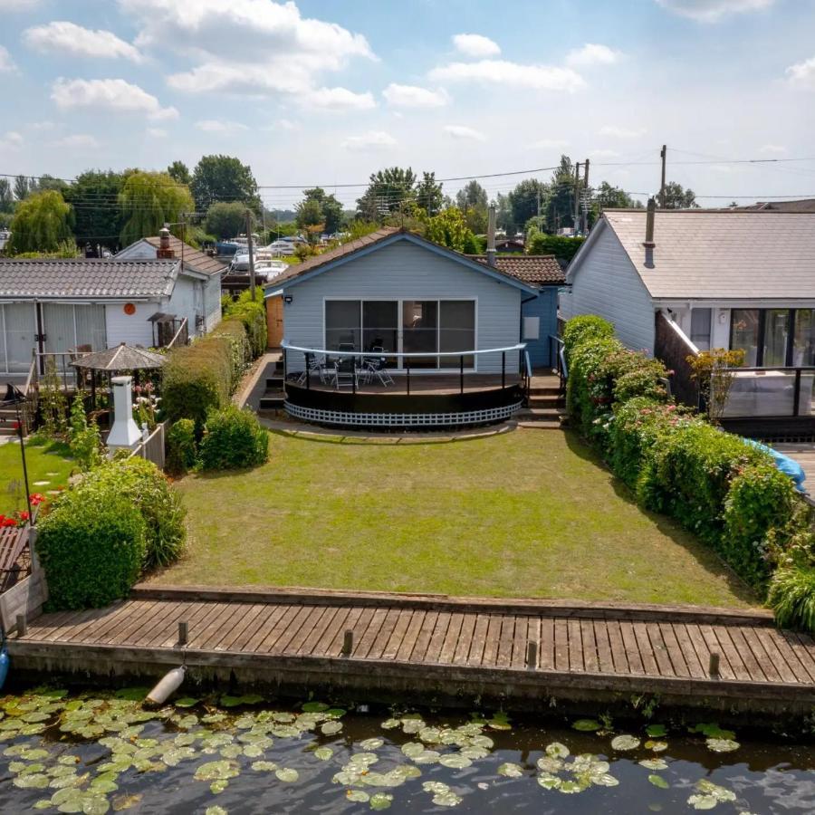 River View - Norfolk Broads Brundall Екстер'єр фото